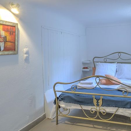 Aria Plaka Residence Athena Bagian luar foto